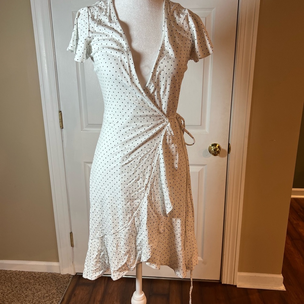 Banana Republic Women's Size XS White Black Polka Dot Wrap Dress